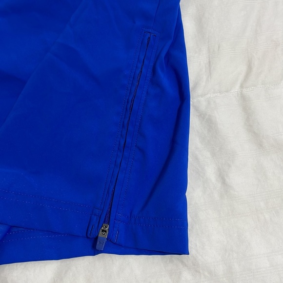 Under Armour Performance 1/4 Zip Blue with White Stripe YL - Picture 5 of 5